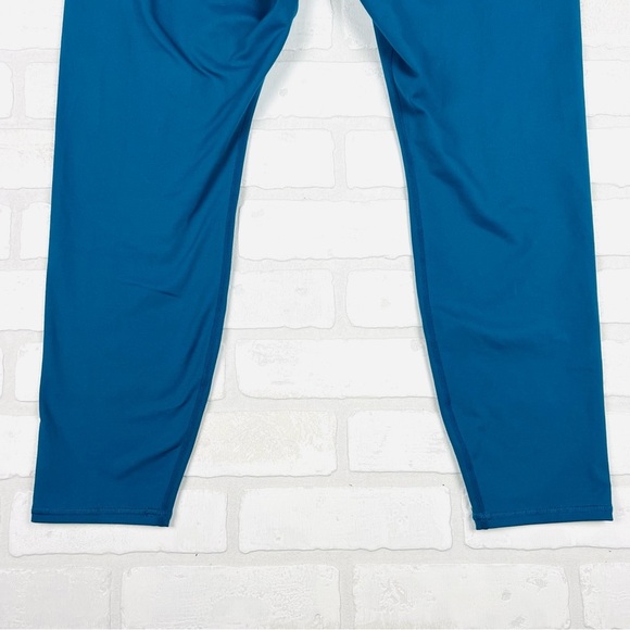 Vibrant Teal Size XXL Corsair Cropped Leggings Capris Teal with‎ inside pocket - Picture 5 of 8